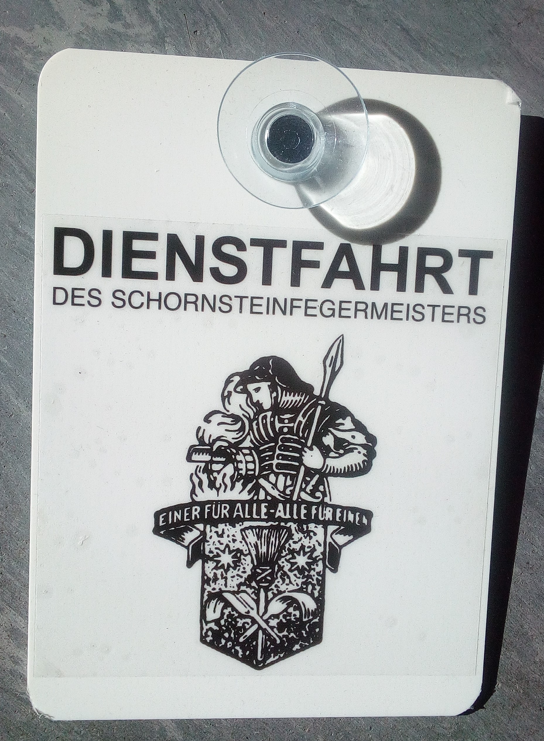 Dienstfahrtschild mit Sauger "Florian"