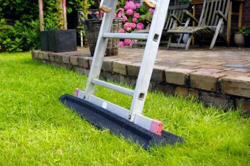 Leitermatte aus Gummigranulat schwarz