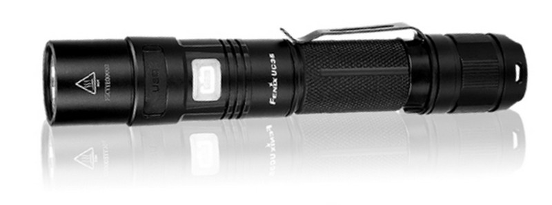 Fenix UC35 LED Taschenlampe mit USB Anschluss